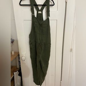Wilfred free overalls, fits S-M.